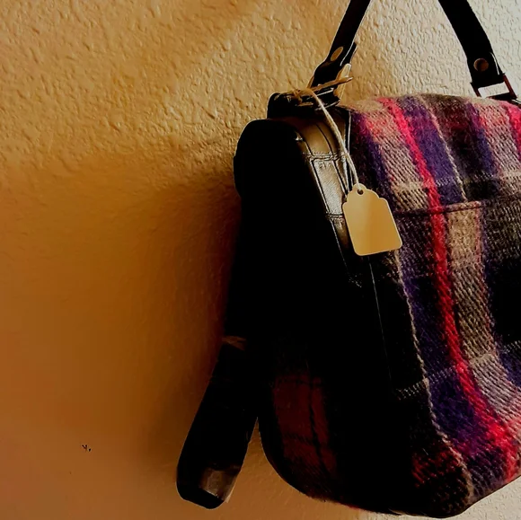 Relic By Fossil Purple Pink Plaid Shoulder & Hand Bag NWOT - Picture 16 of 16